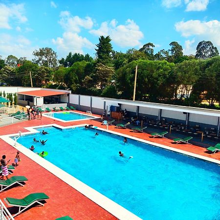 Super Break Hotel Kitale Exterior foto