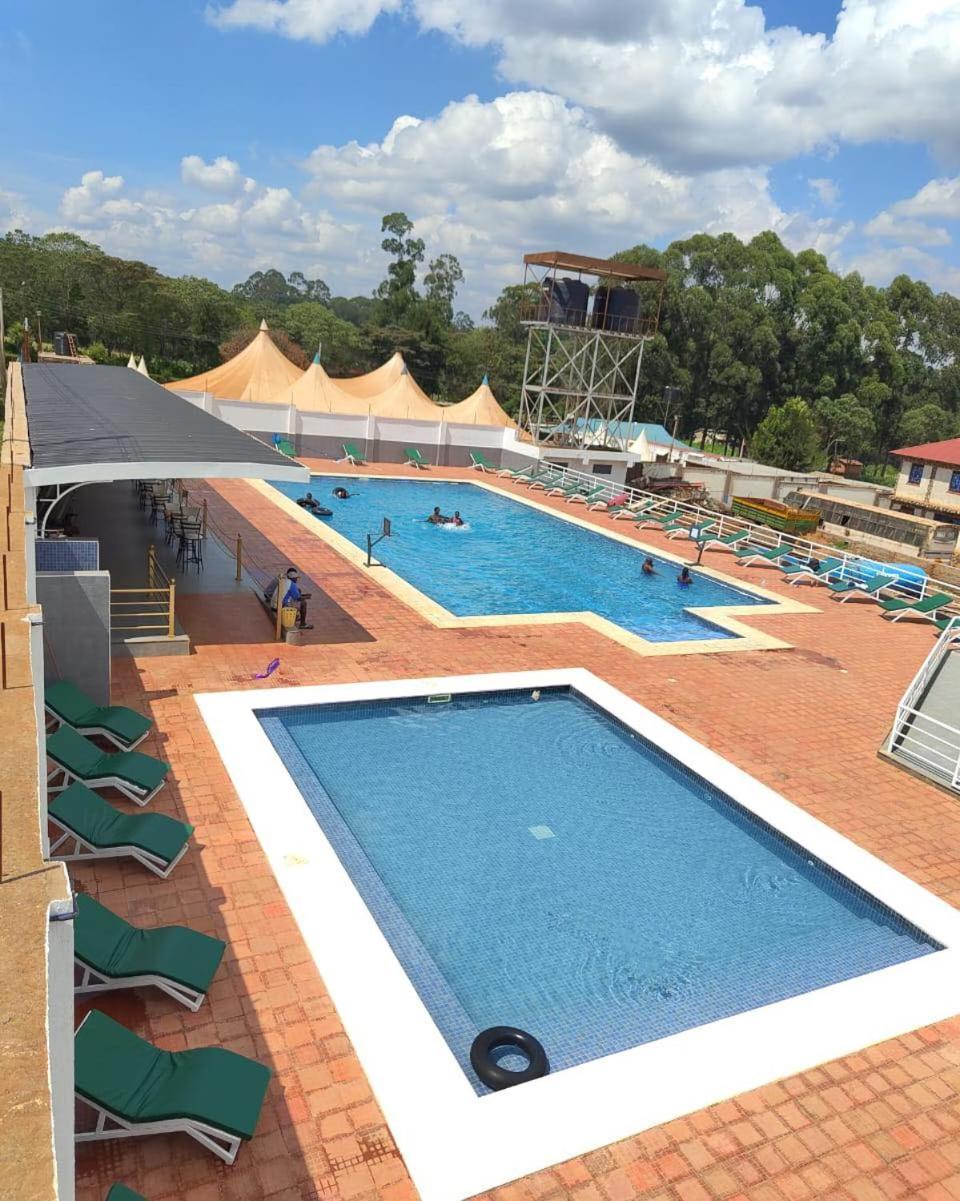 Super Break Hotel Kitale Exterior foto